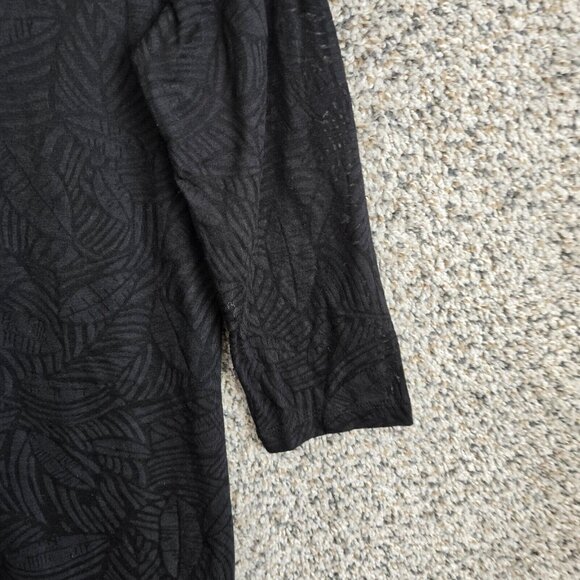 Chicos Top Womens 0 US Small Black Additions‎ V-Neck Embroidered 3/4 Sleeve Tee - Picture 2 of 7